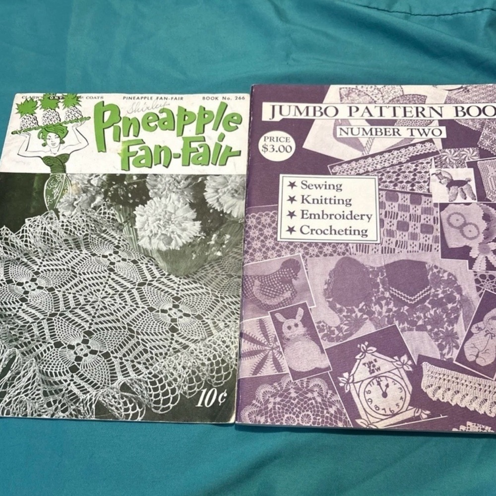 Vintage Set 2Crocheting Books Pineapple fanfare 2nd edition /Jumbo Pattern Book